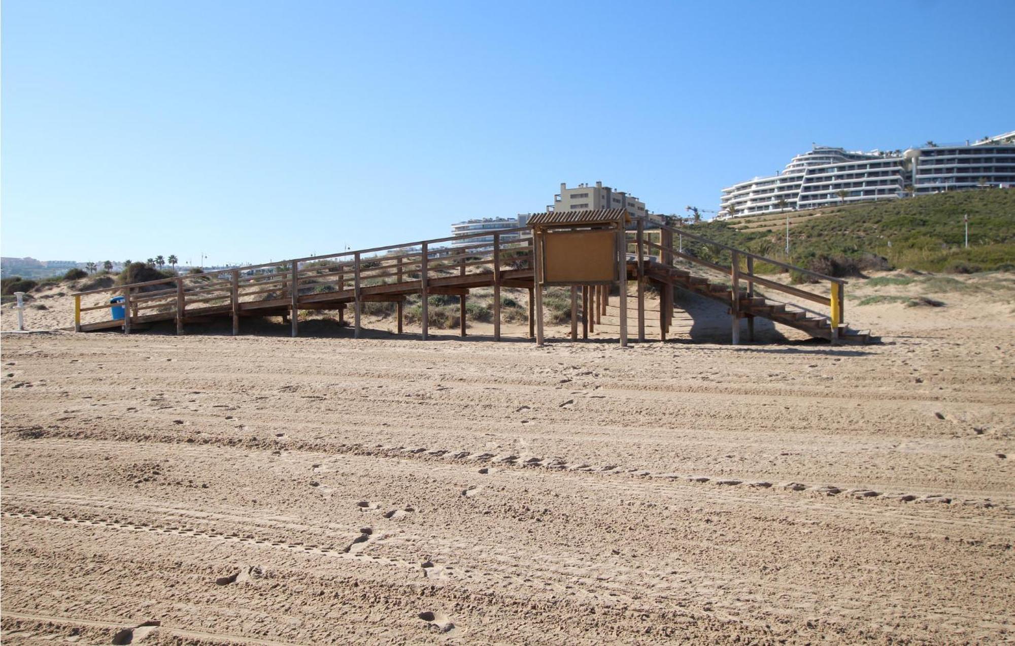 Beach Front Apartment In Los Arenales Del Sol Zewnętrze zdjęcie